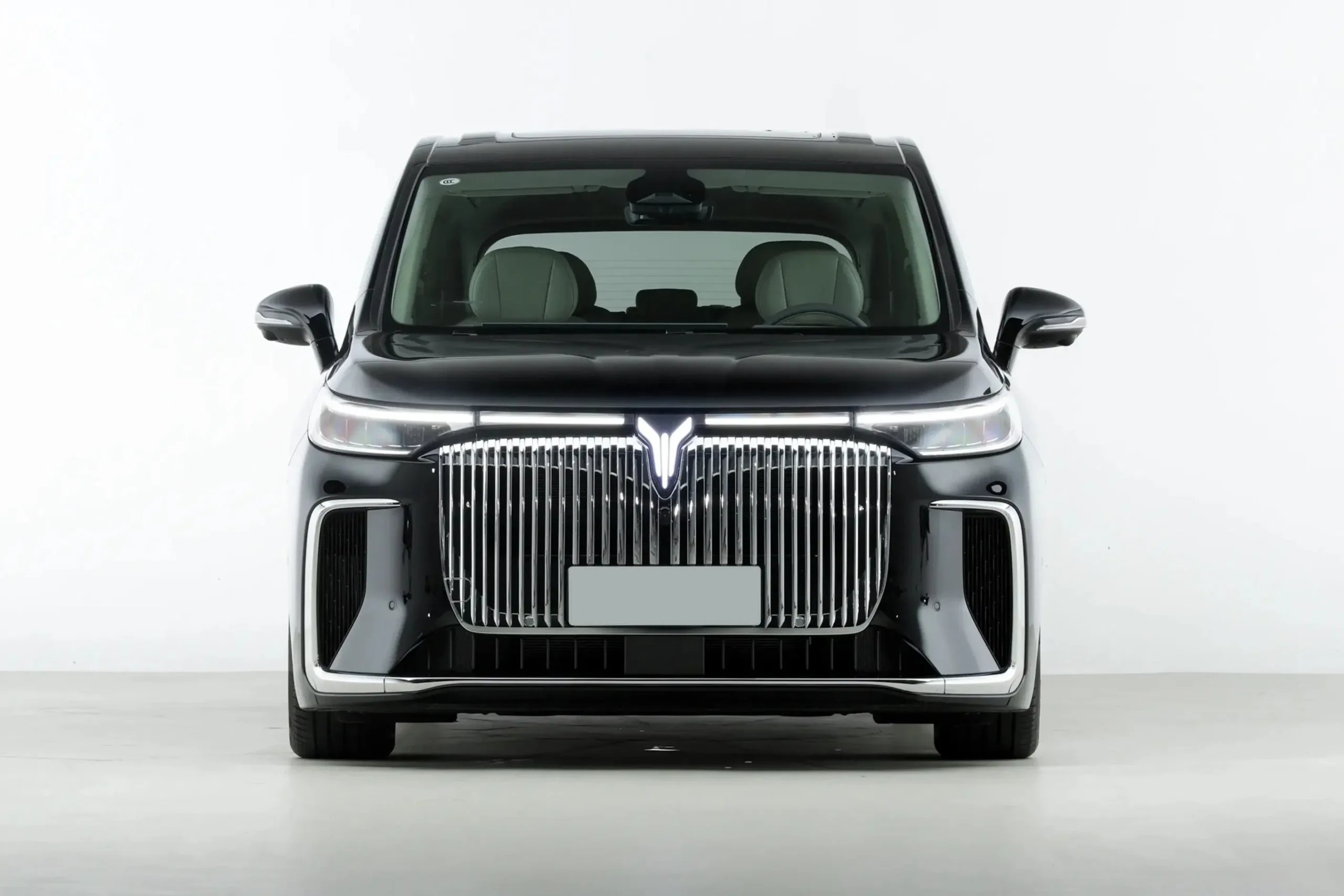 imgi_69_Innovative-Hybrid-Exceptional-Specifications-Voyah-Dreamer-Phev-Cars Voyah 2026 Dreamer Phev 1.5t Ultra-Long Range Flagship Version Automatic Car– In Stock in China | Chinese Electric Car Canada - Image 1